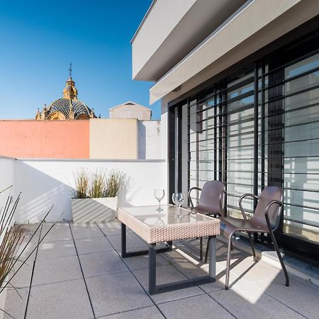 Ferienwohnung Attic With Terrace- 1Bd 1Bth- Corral Del Rey Sevilla Exterior foto