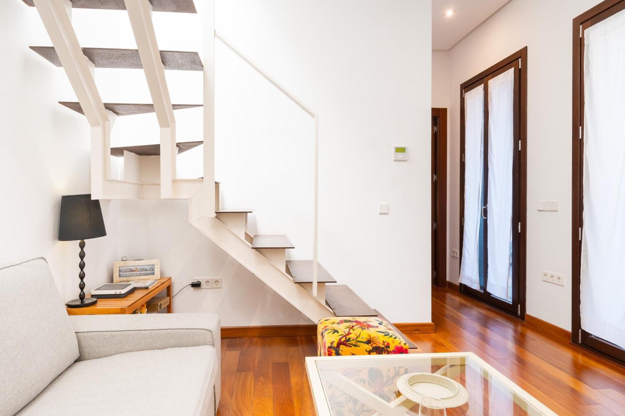 Ferienwohnung Attic With Terrace- 1Bd 1Bth- Corral Del Rey Sevilla Exterior foto